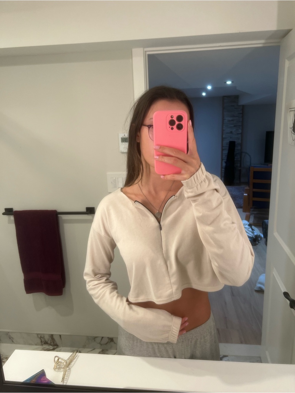 PrettyLittleThing Cream Cropped Zip-Front Long Sleeve Top